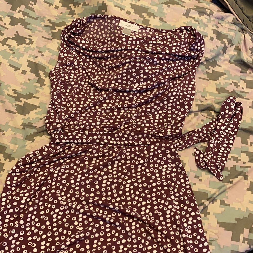 Short sleeveless dress